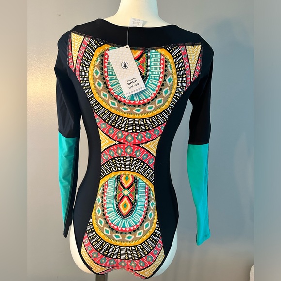 NWT Body Glove Long Sleeve One-piece Swimsuit - Picture 6 of 9